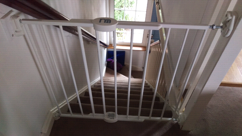 mothercare lindam stair gate